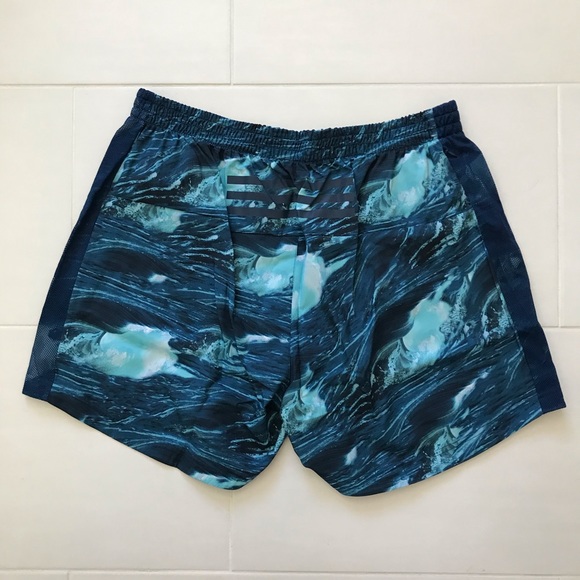 NWT Adidas Men's Shorts XL 5" - Picture 2 of 5